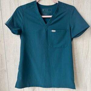 Figs turquoise scrub top XXS